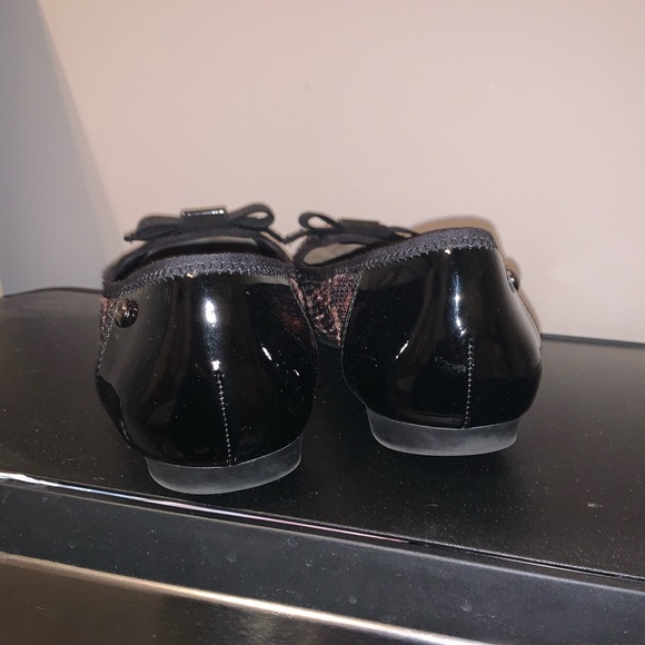 Anne Klein leopard shoes - Picture 4 of 5